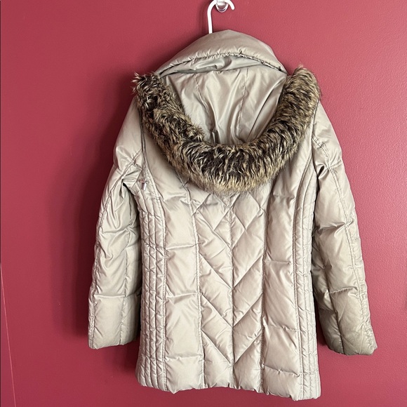 London Fog Women's Beige/Tan Quilied/Puffer Coat - Picture 5 of 5